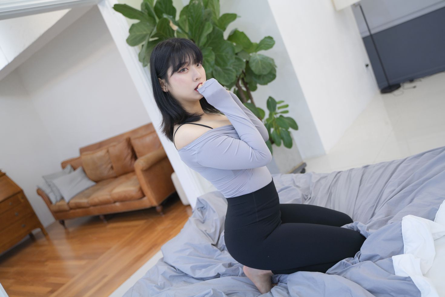 ROGLE 韩国美女模特 Hana Leggings (51)