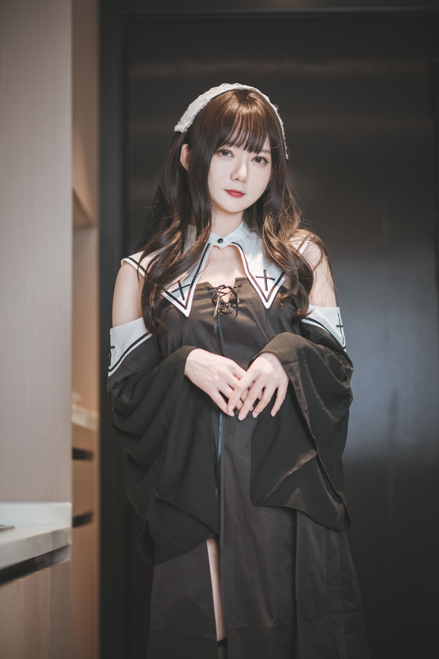 美女动漫博主51酱性感Cosplay写真修女 (33)