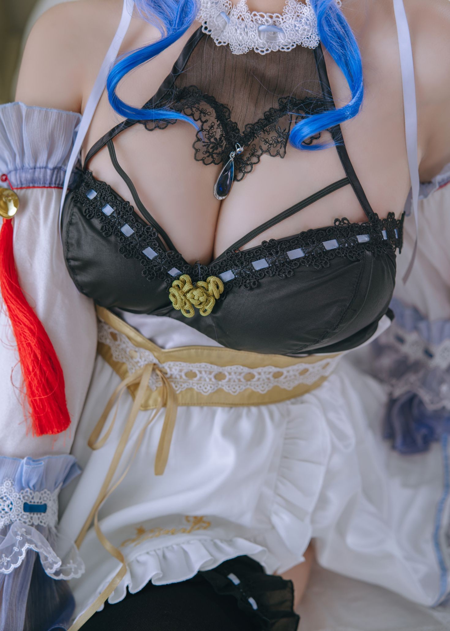 美女动漫博主日奈娇性感Cosplay写真甘雨女仆 (24)