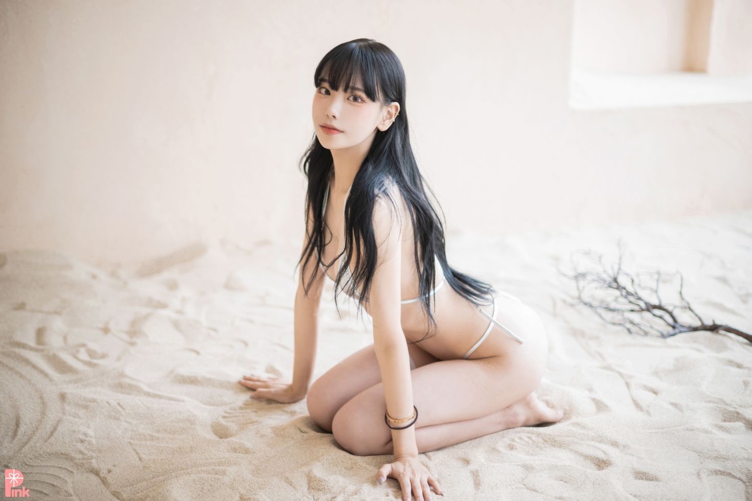 PINK RIBBON 韩国美少女模特性感写真 Kiryong Slender (2)