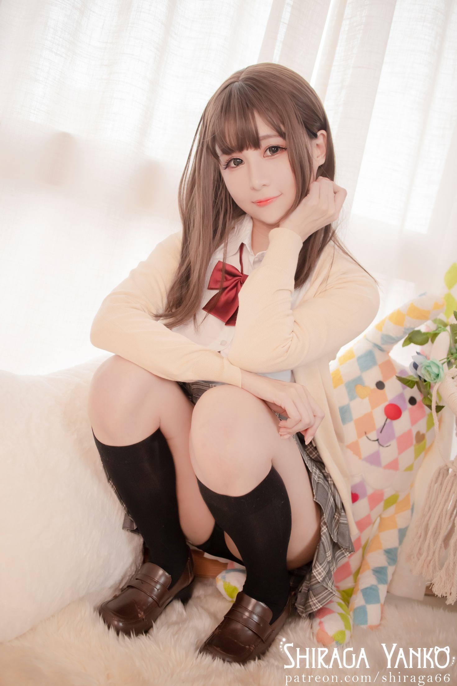 美女动漫博主白神泱性感Cosplay写真百变秘书 (5)