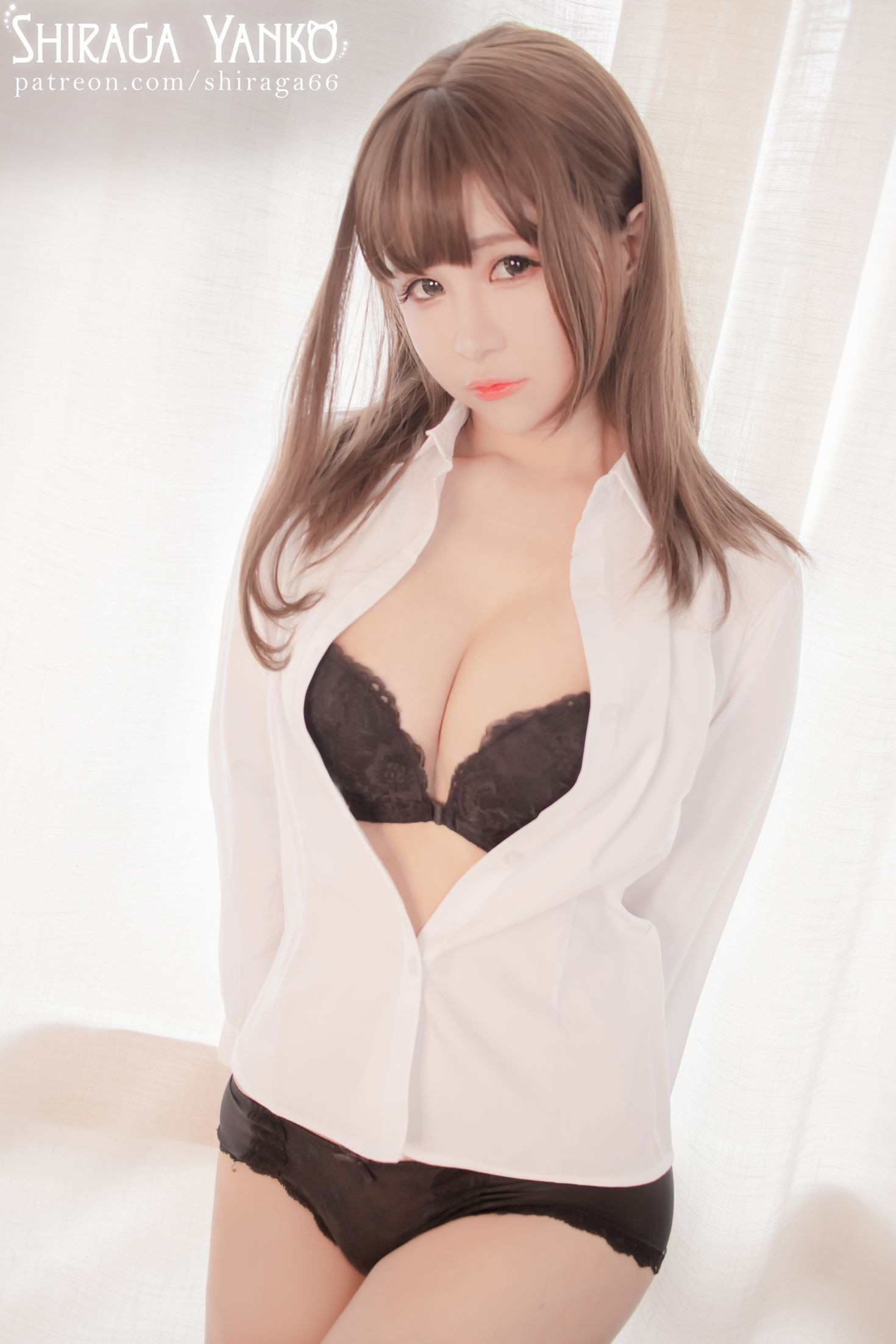 美女动漫博主白神泱性感Cosplay写真百变秘书 (11)