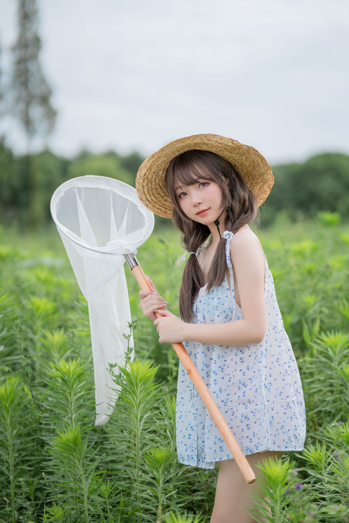 美女动漫博主花铃性感Cosplay写真田野 (29)