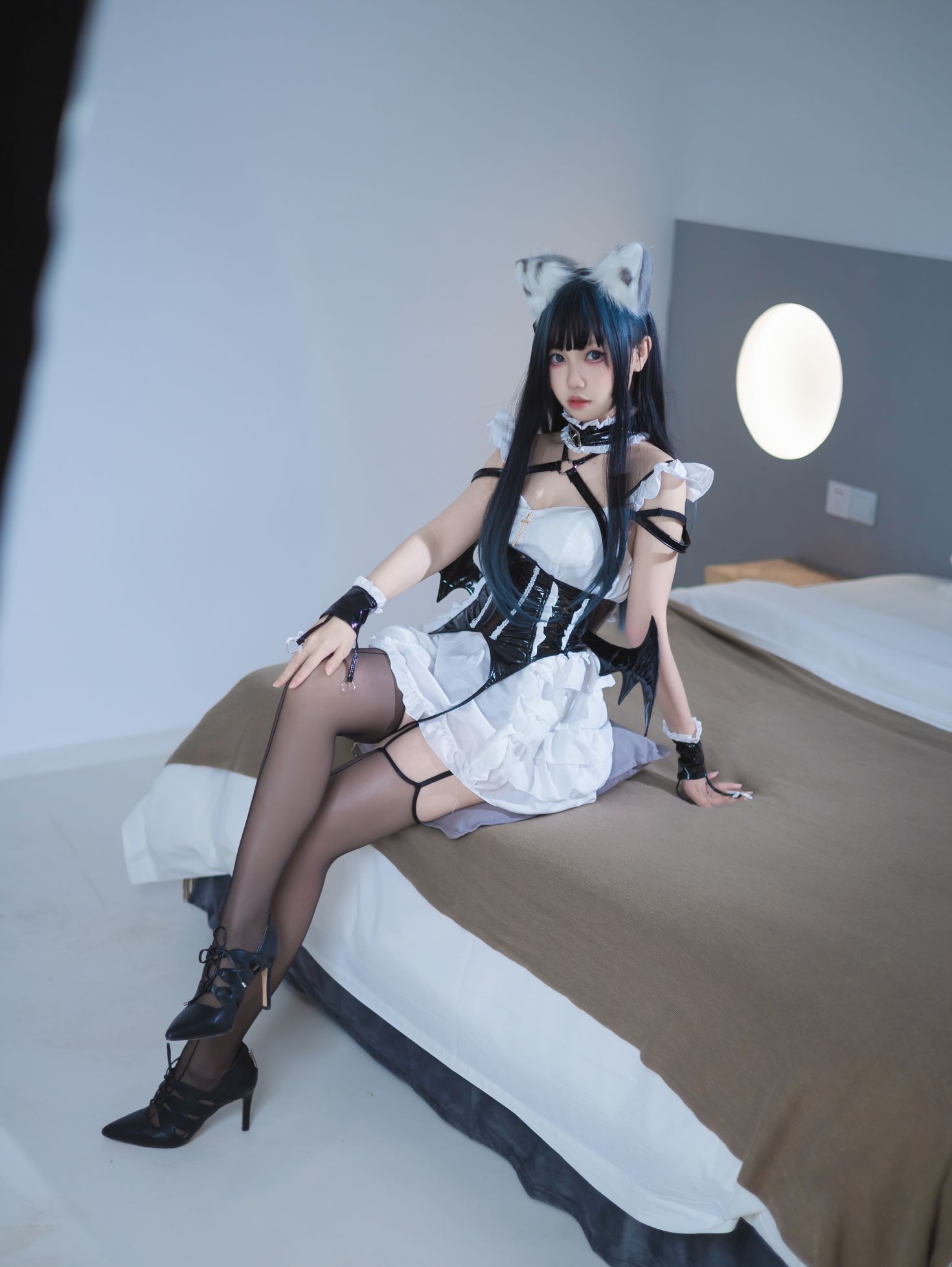 美女动漫博主洛桑伊梓性感Cosplay写真猫耳小恶魔 (3)