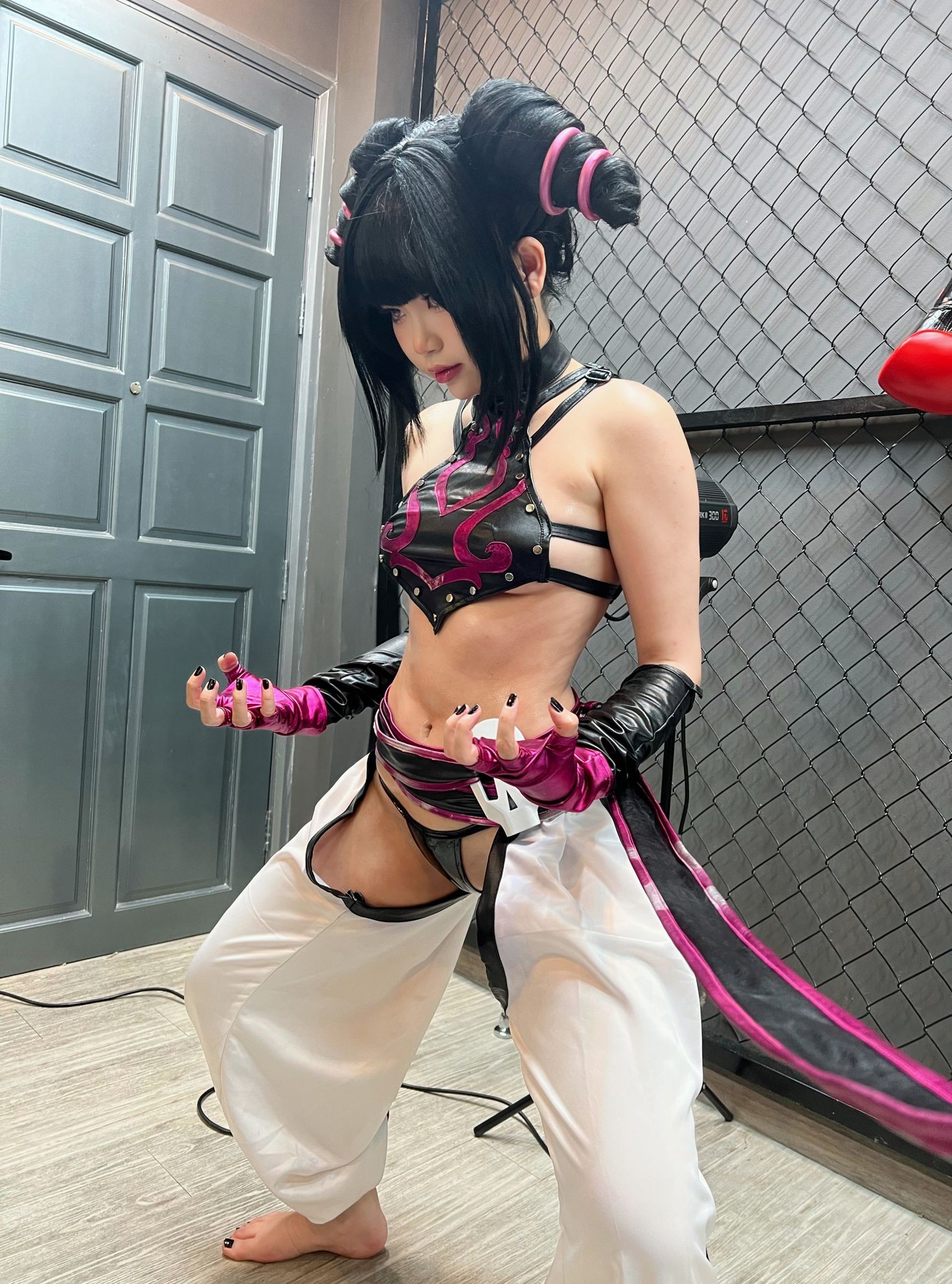 美女动漫博主 ZinieQ 性感Cosplay写真 Juri Han (39)