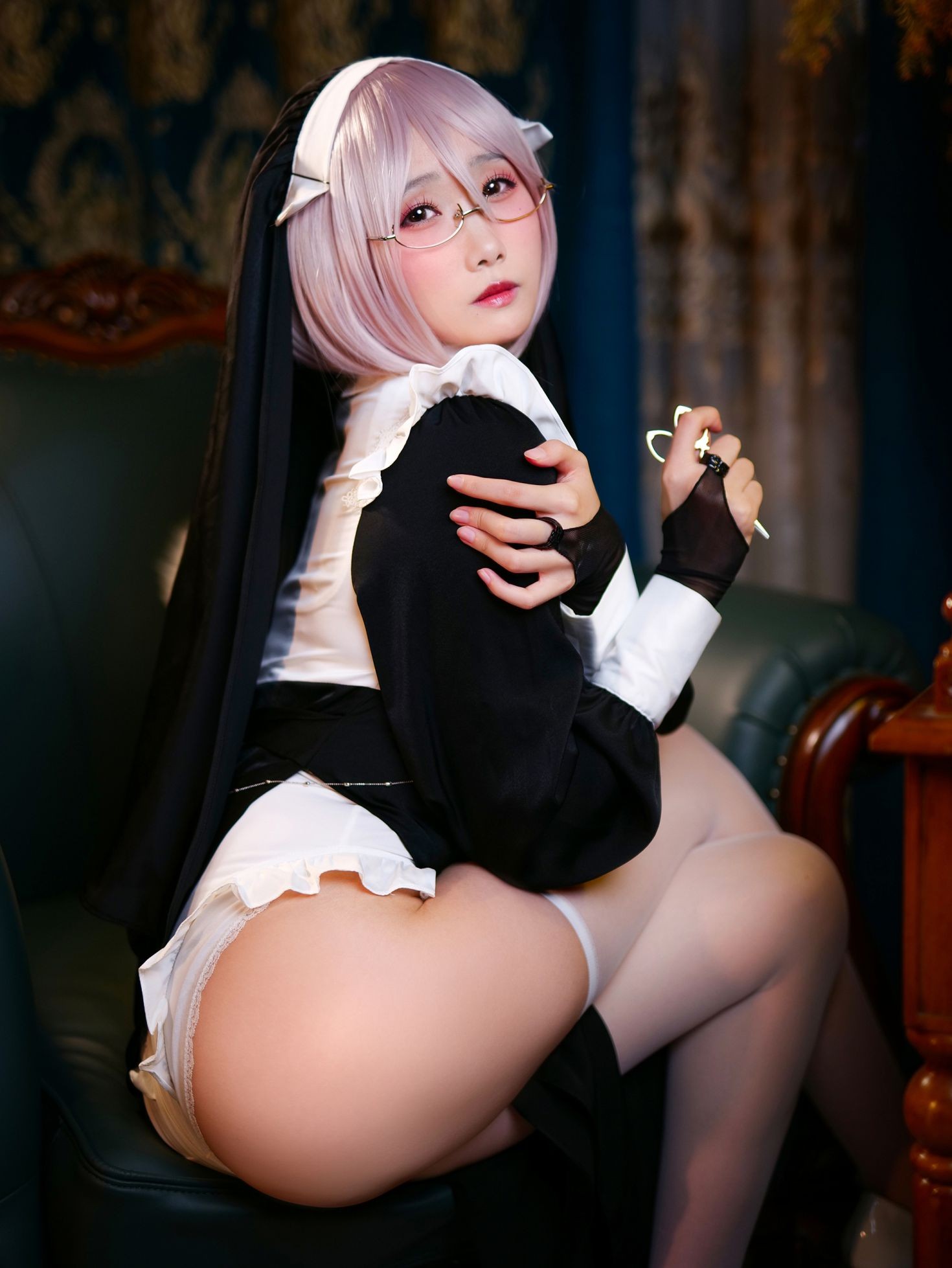 美女动漫博主曉美媽性感Cosplay写真痴修女 (57)