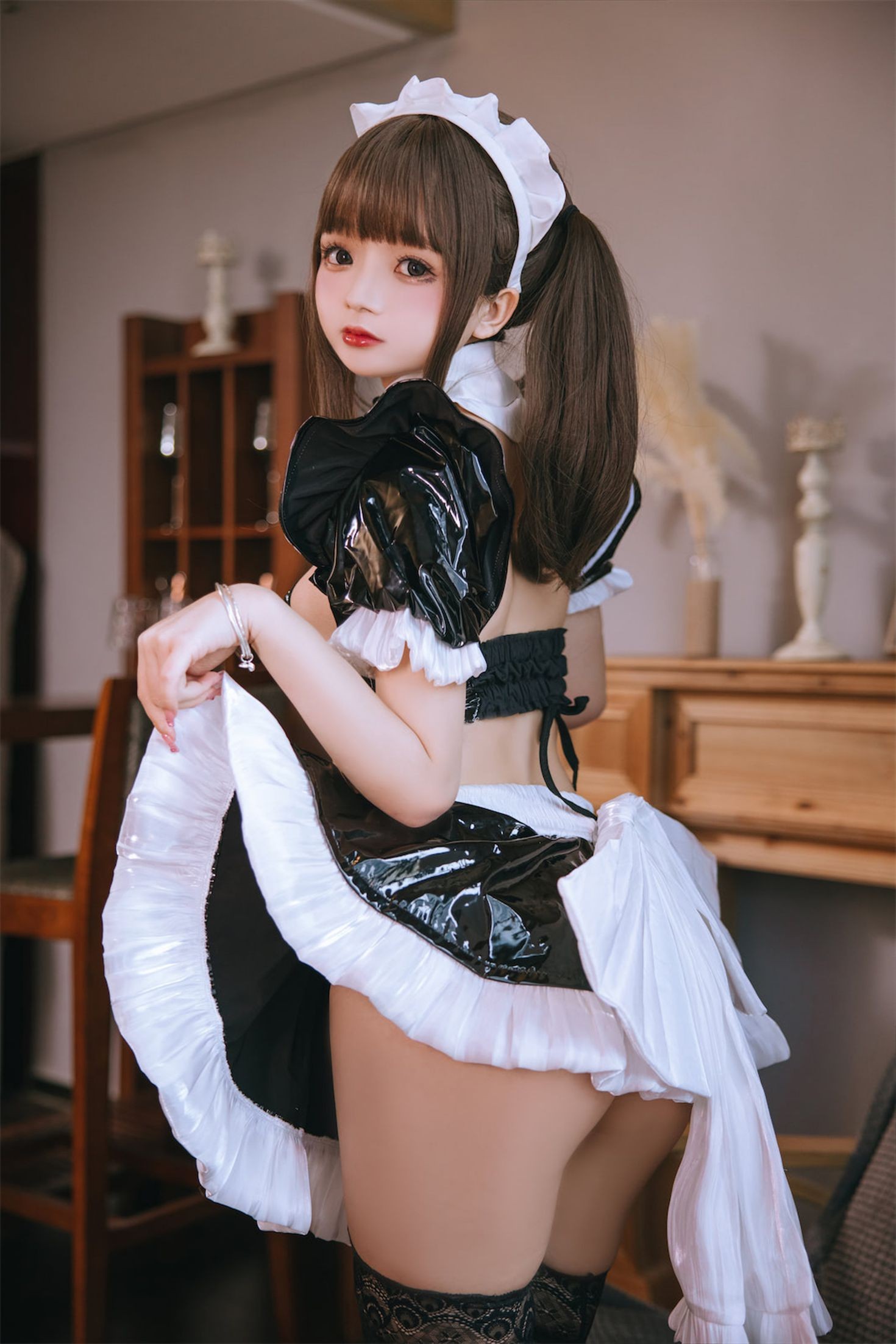 美女动漫博主日奈娇性感Cosplay写真皮质女仆 (14)