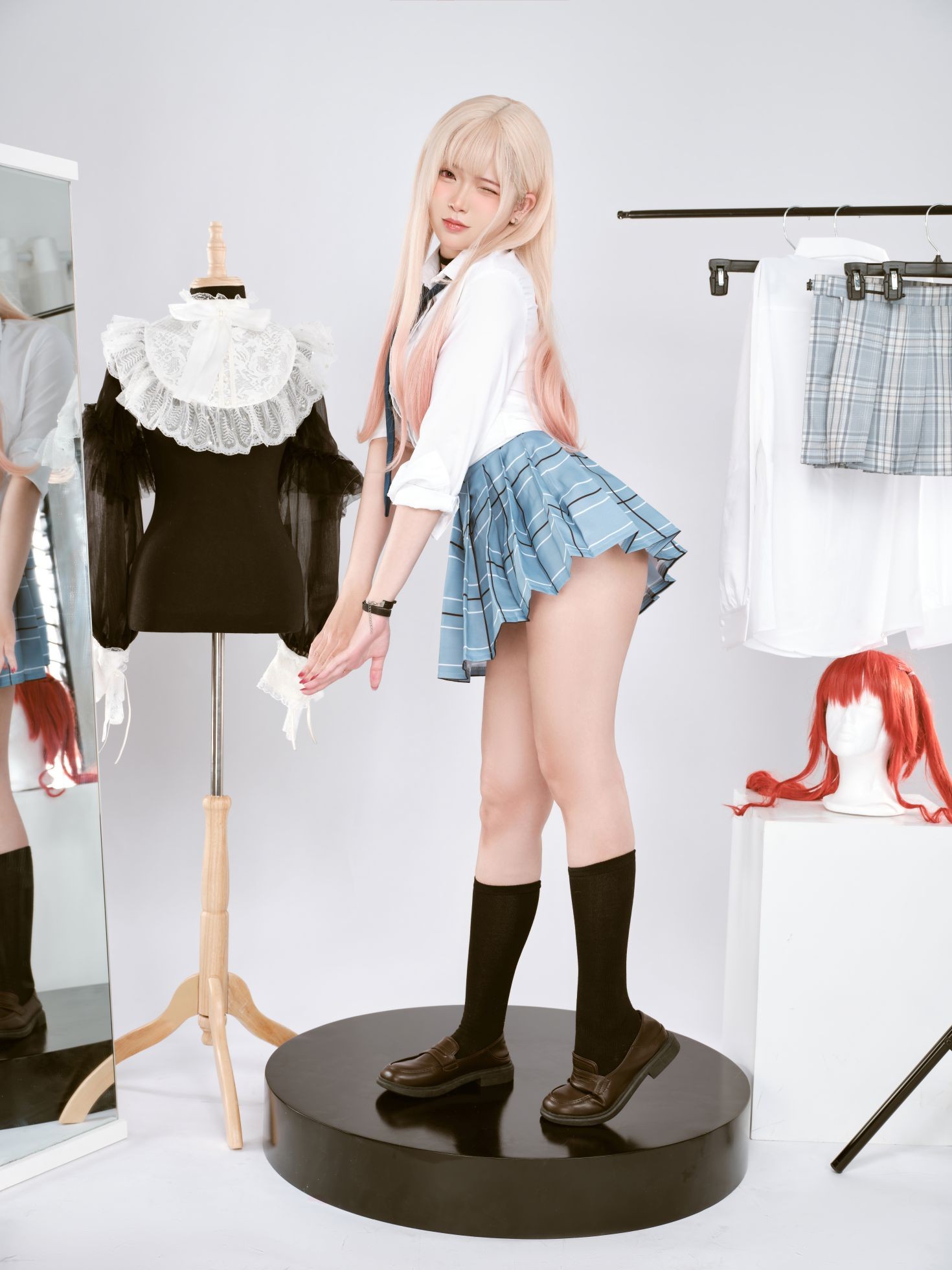 美女动漫博主ZinieQ性感Cosplay写真 Marin Kitagawa (3)