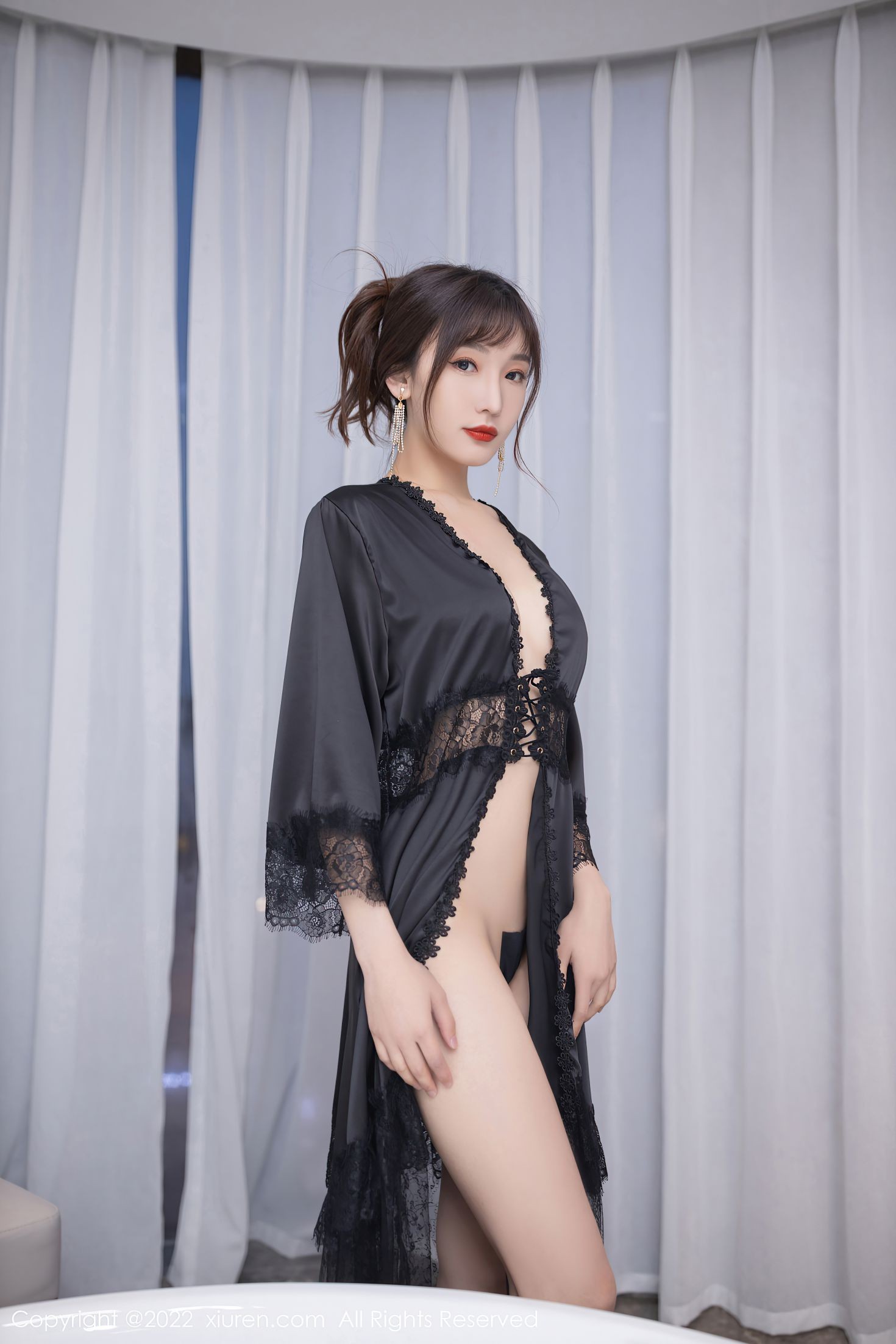 XIUREN秀人网美媛馆美女模特写真第No.5389期陆萱萱 (4)