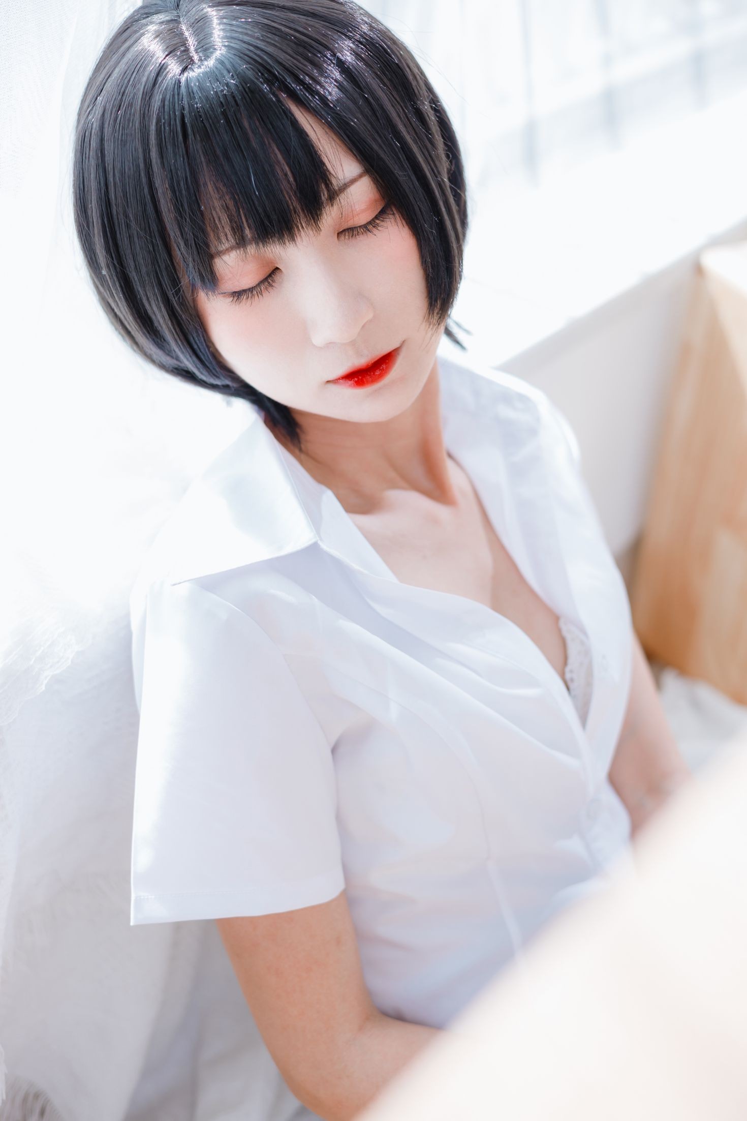 美女动漫博主贝儿酱Miki性感Cosplay写真OL装 (18)