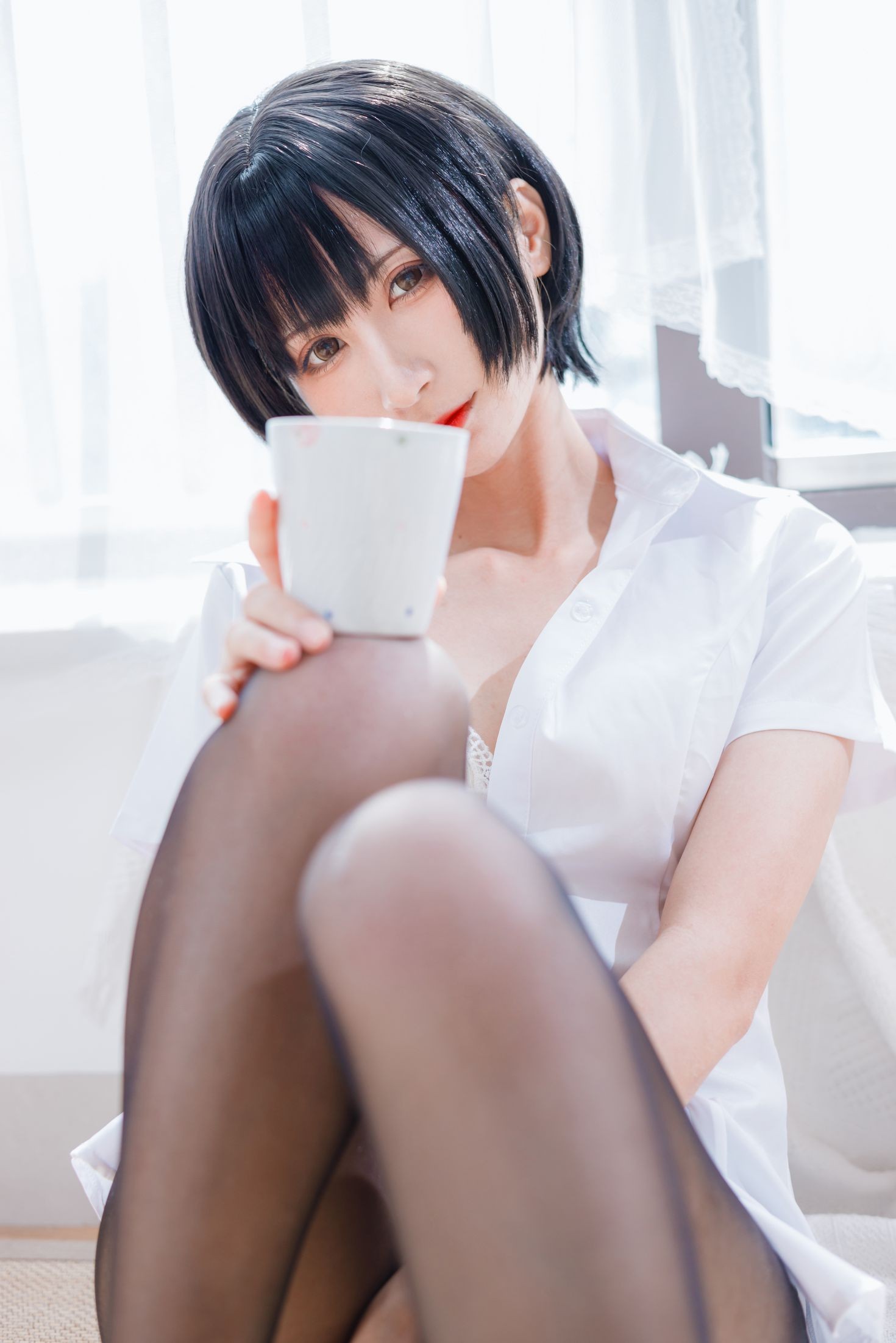 美女动漫博主贝儿酱Miki性感Cosplay写真OL装 (17)