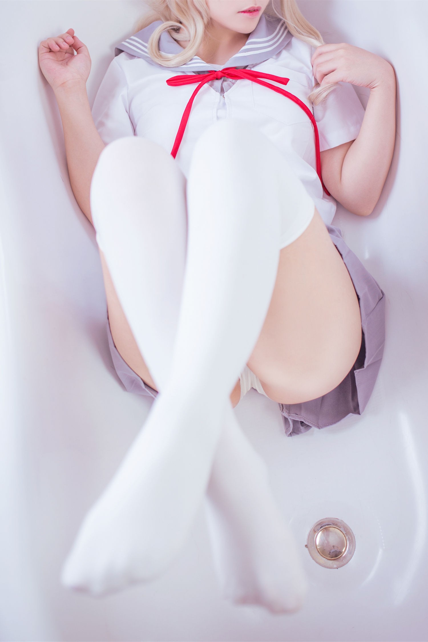 美女动漫博主千寻性感Cosplay写真天使与恶魔 (1)