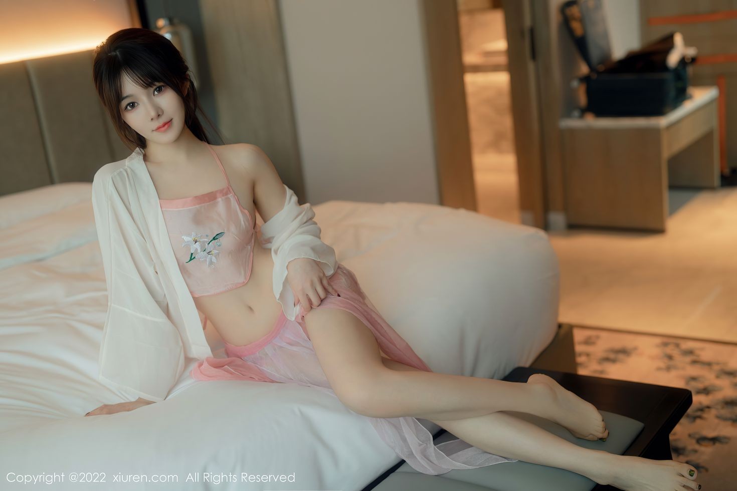 XIUREN秀人网美媛馆美女模特写真第No.5519期婠婠么 (8)