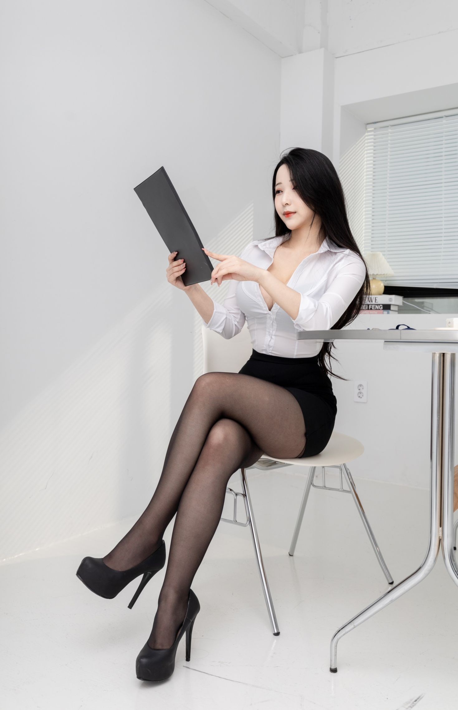 PUSSY LET 韩国美少女模特性感写真 Vol.38 SEOLHWA Office (2)