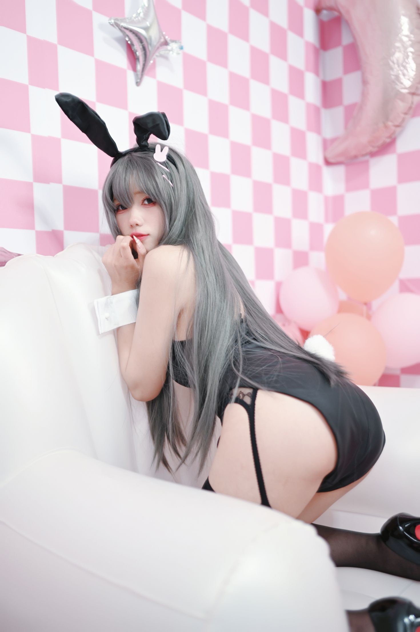 美女动漫博主咬一口兔娘性感Cosplay写真樱岛麻衣兔女郎 (2)