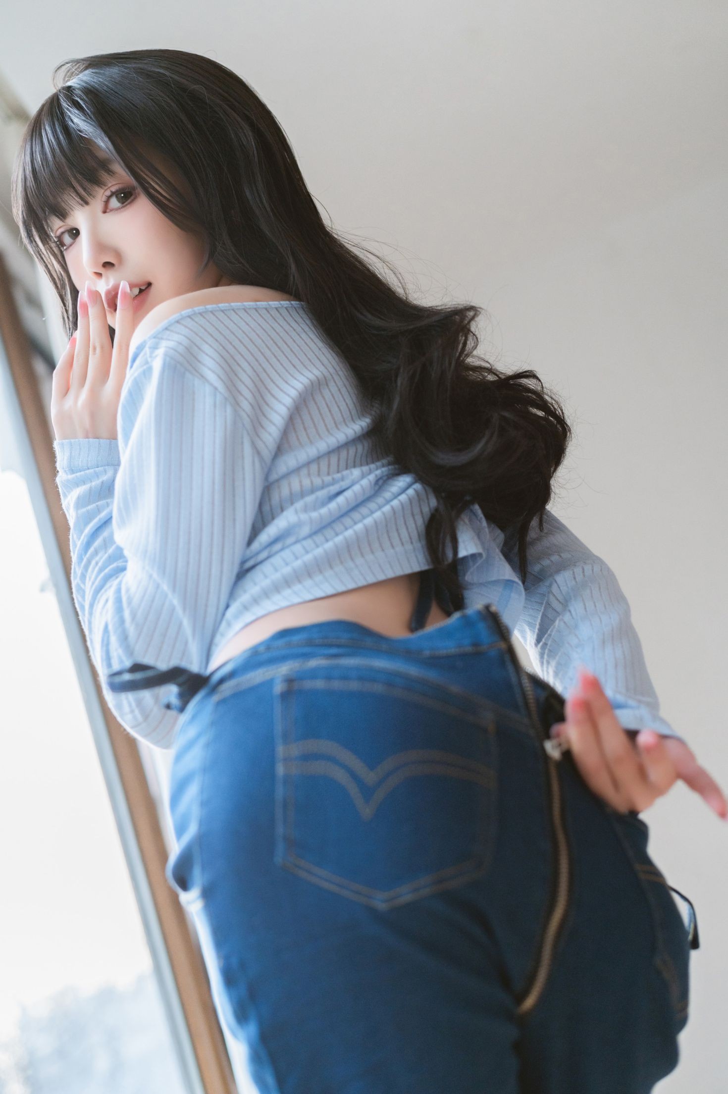 美女动漫博主水淼aqua性感Cosplay写真牛仔裤 (2)