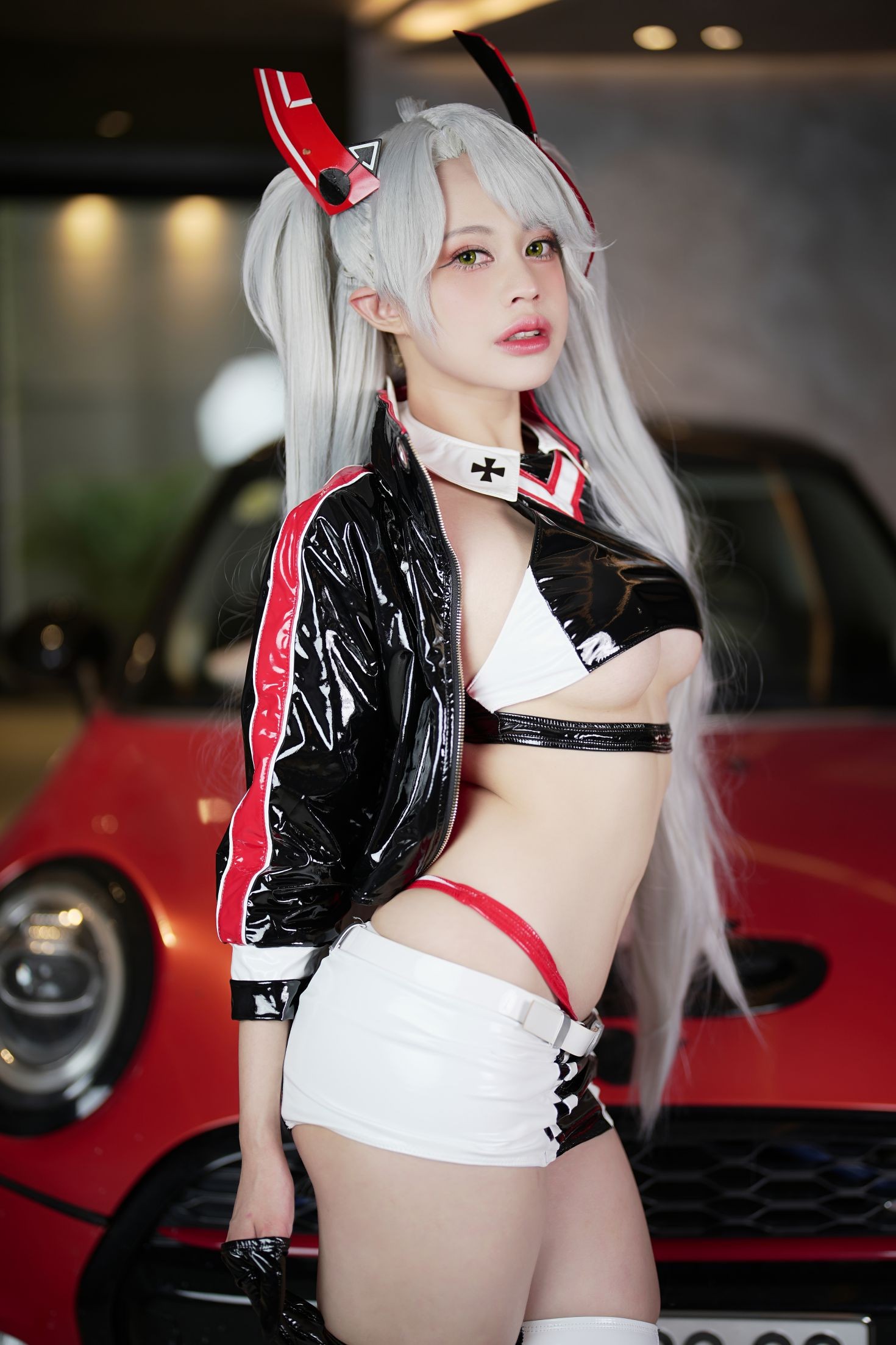 美女动漫博主PingPing性感Cosplay写真 Prinz Eugen Race Queen (6)