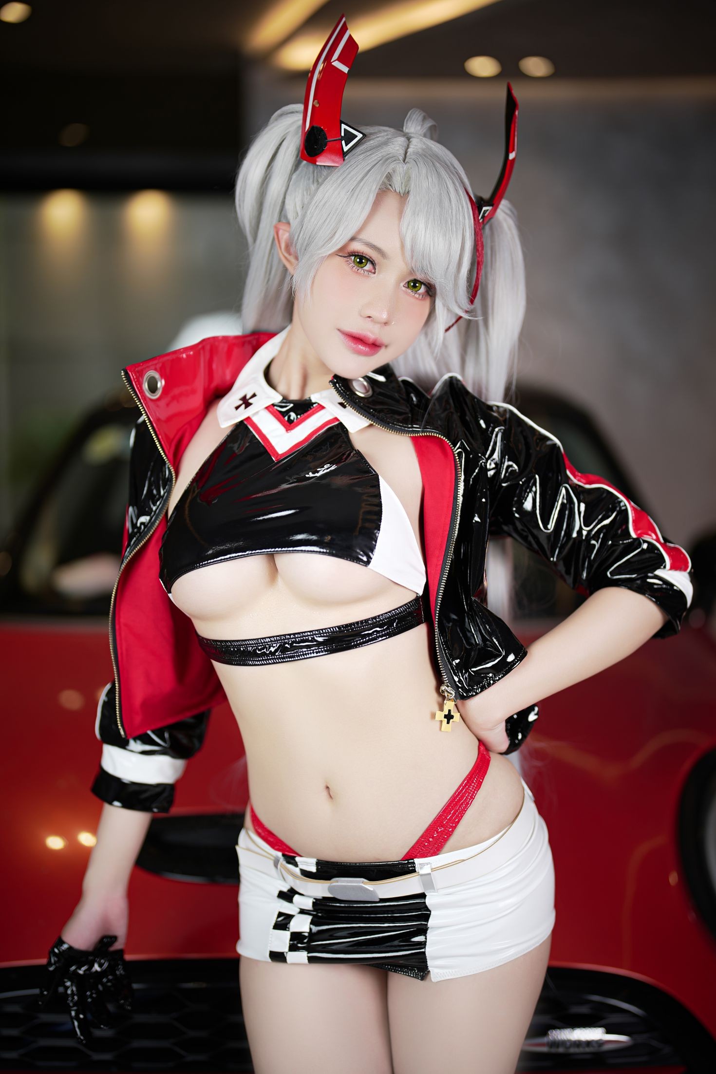 美女动漫博主PingPing性感Cosplay写真 Prinz Eugen Race Queen (8)