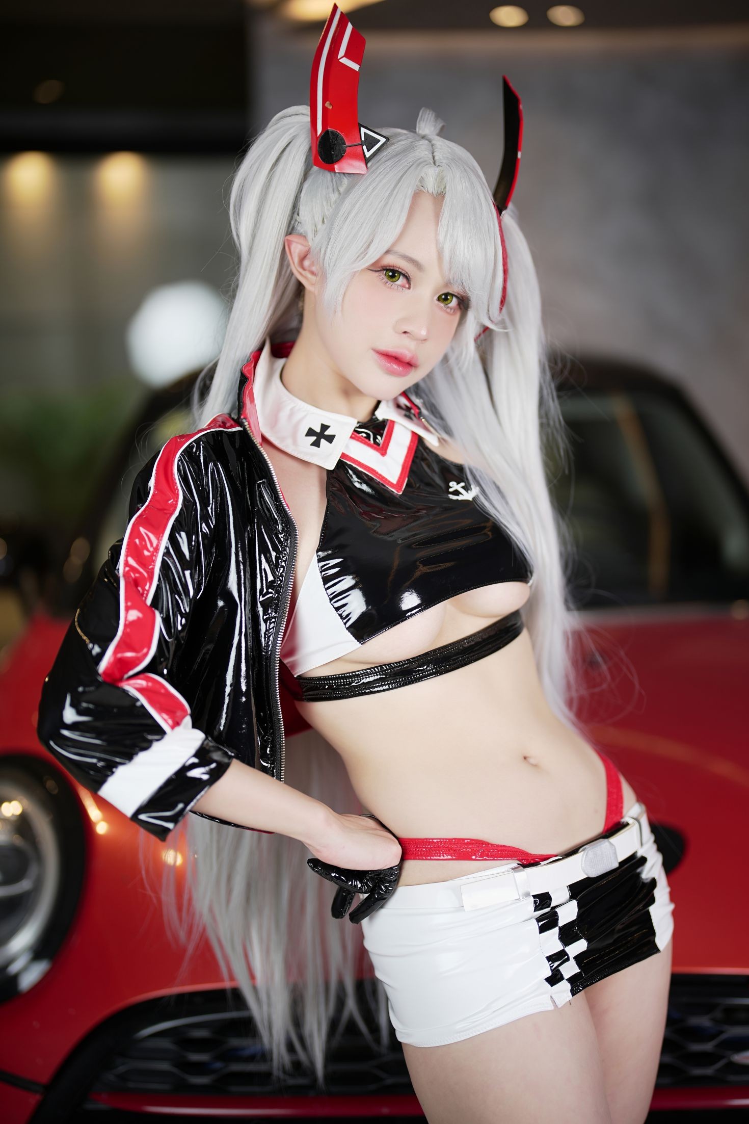 美女动漫博主PingPing性感Cosplay写真 Prinz Eugen Race Queen (5)