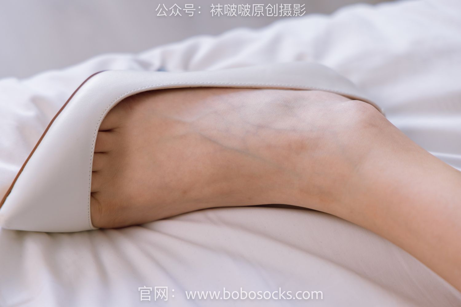 BoBoSocks袜啵啵美少女丝袜美脚写真第No.162期小甜豆高跟鞋肉丝裸足 (46)