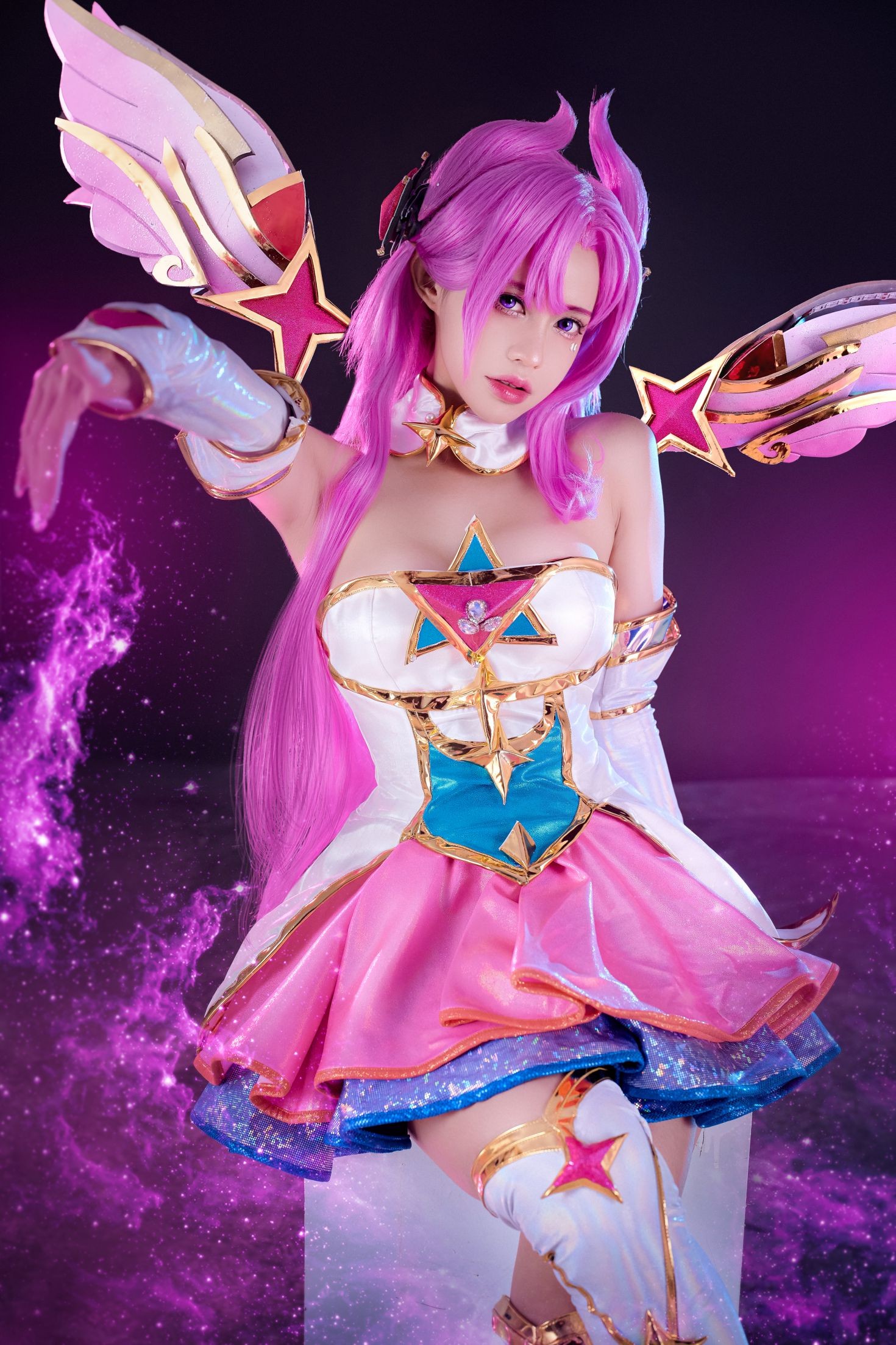 美女动漫博主 PingPing 性感Cosplay写真 Star Guardian Kai'Sa (4)