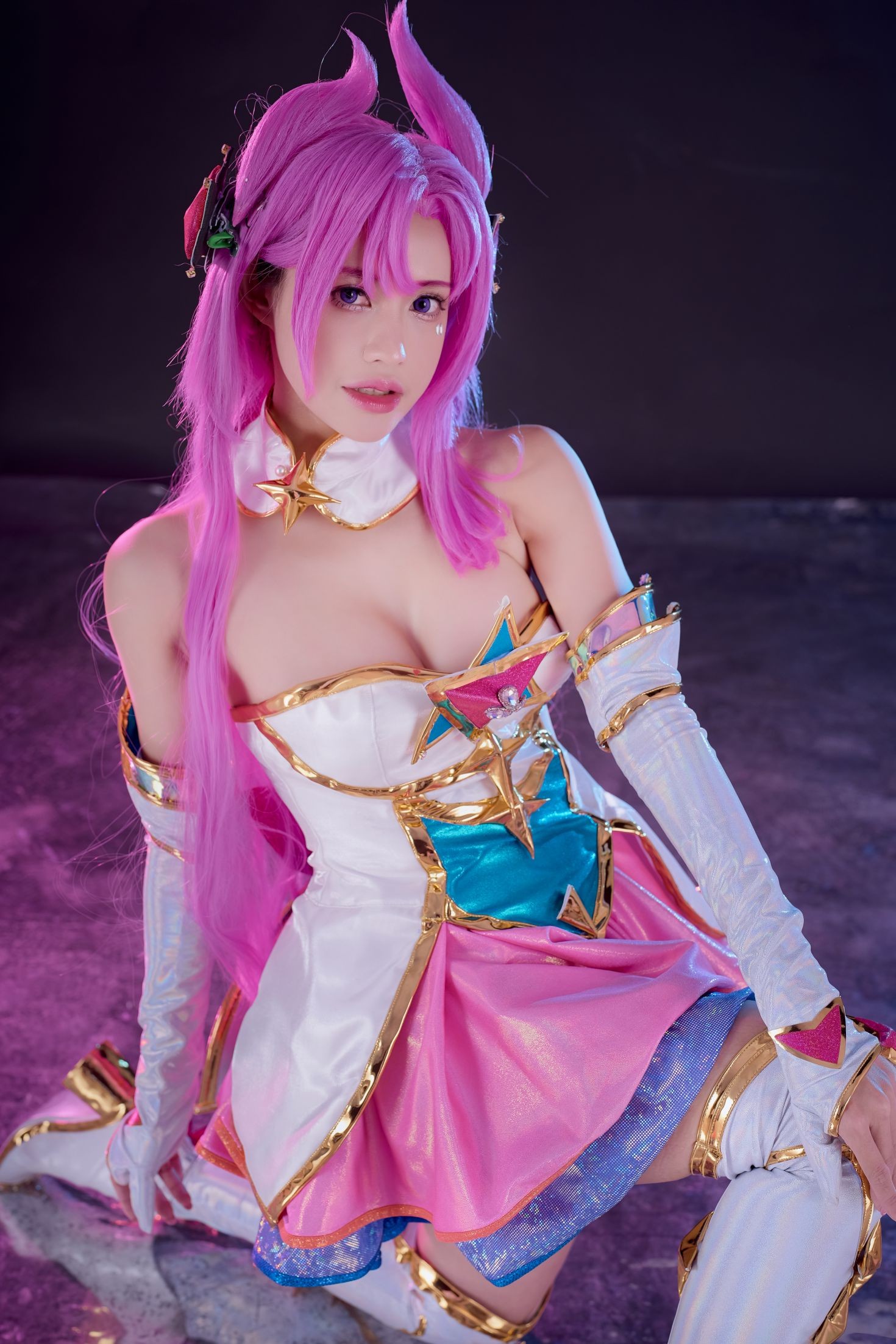 美女动漫博主 PingPing 性感Cosplay写真 Star Guardian Kai'Sa (2)