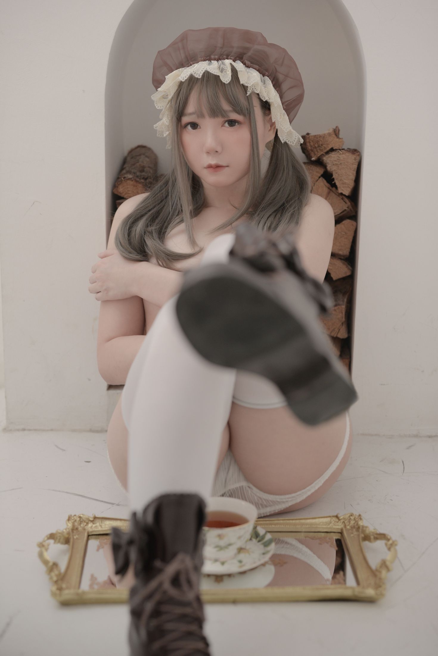 美女动漫博主きょう肉肉性感Cosplay写真 Vol.17 Maid (53)